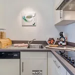 Sealbird - With Wonderful Spacious Terrace Appartamento *