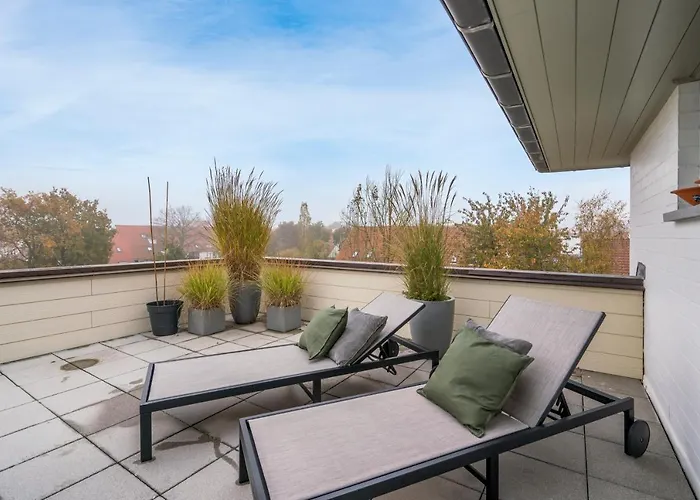 Sealbird - With Wonderful Spacious Terrace