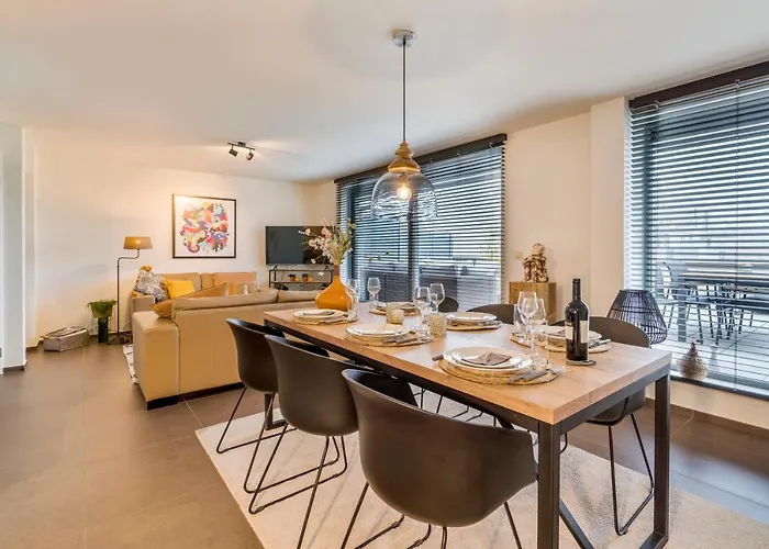 Sealbird - With Wonderful Spacious Terrace